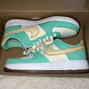 NIKE AIRFORCE 1 low